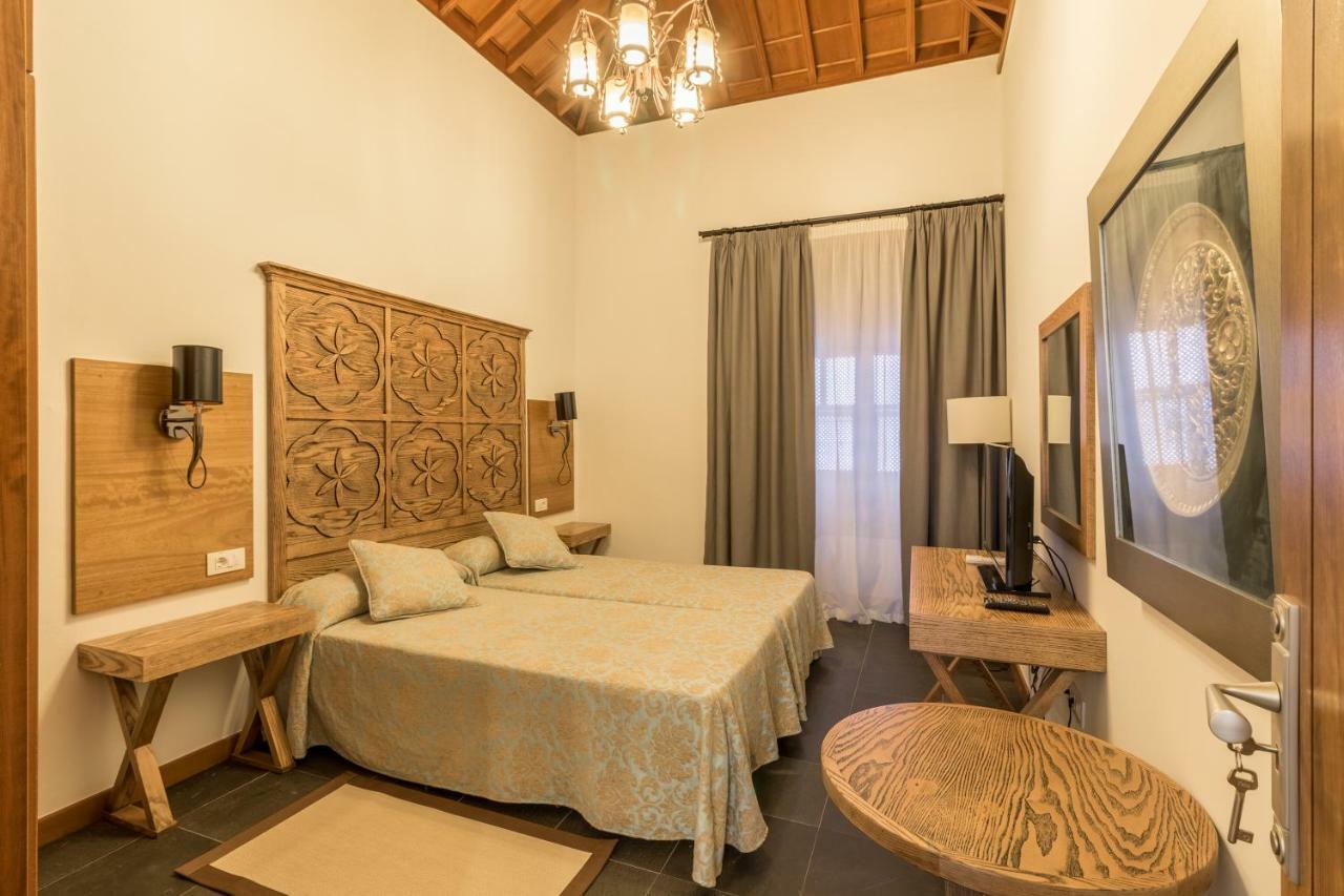 Apartamentos Emblematicos Ki_Tapenas Santa Cruz de la Palma  Eksteriør billede